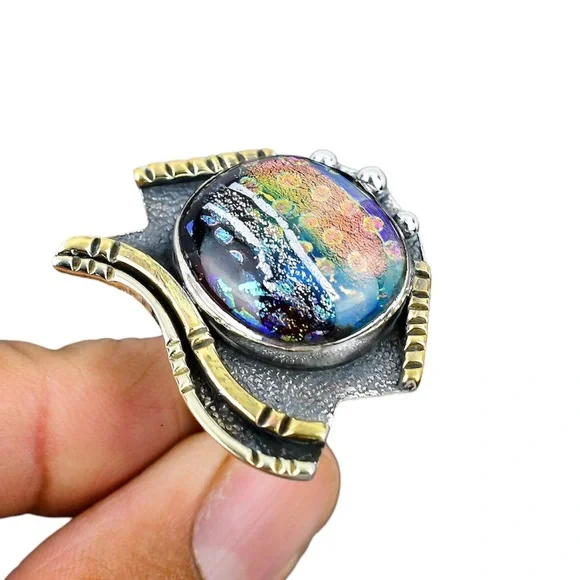 Dichroic glass ring - Picture 3 of 5